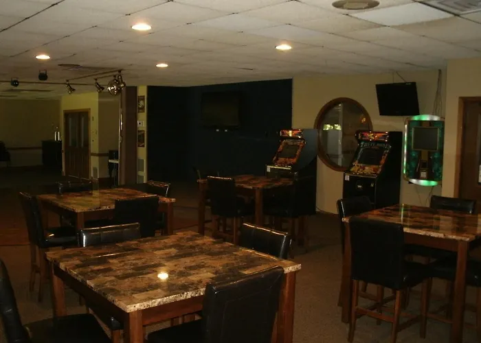 Resort: Eagle River Inn And Resort
