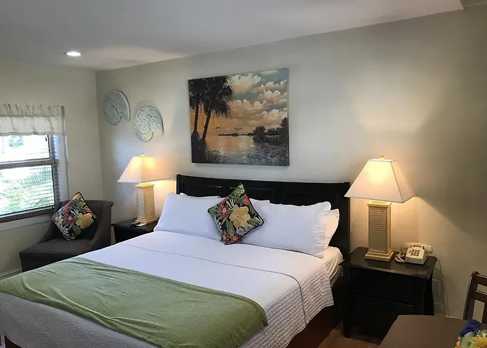Harborside Motel & Marina