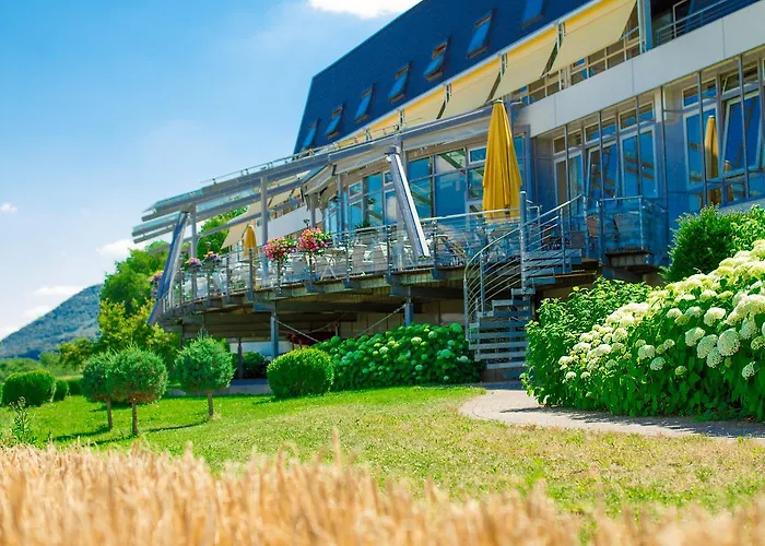 Stausee-Hotel