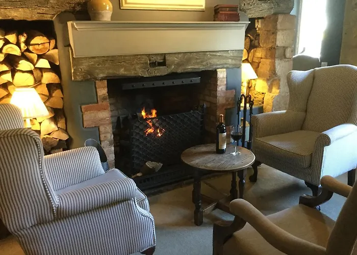 Brownlow Arms Inn