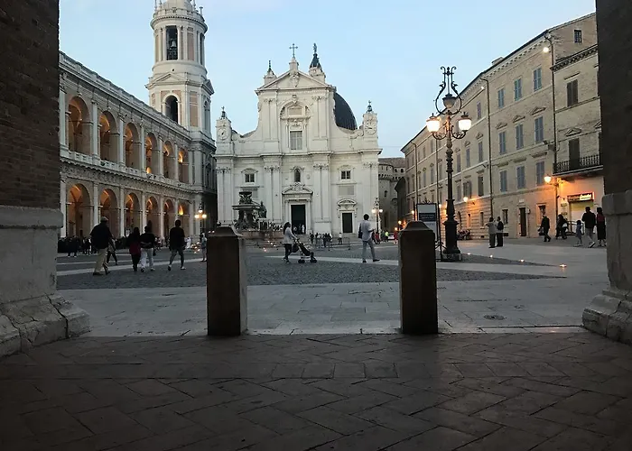 Hotel Pellegrino E Pace