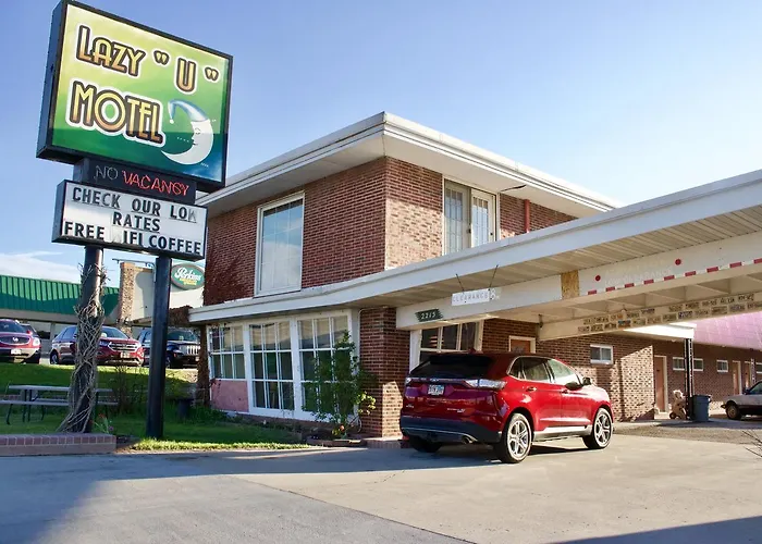 Lazy U Motel