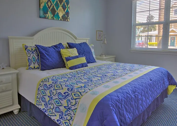Vacation homes Runaway Beach Resort By Magical Memories -Disney Area
