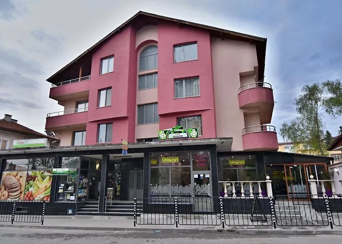 Family Hotel Neliya