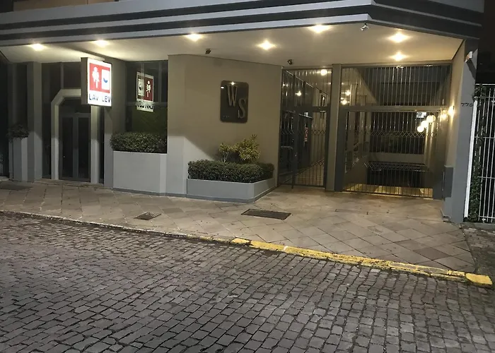  Wall Street Flat Service