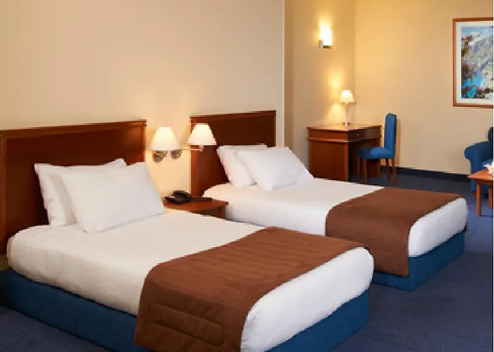 Luxury hotel only: Alexandre Hotel