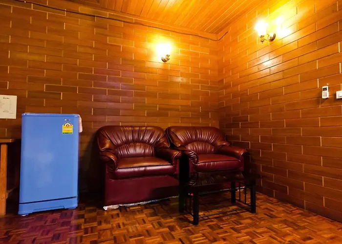 Eight Plus Hotel