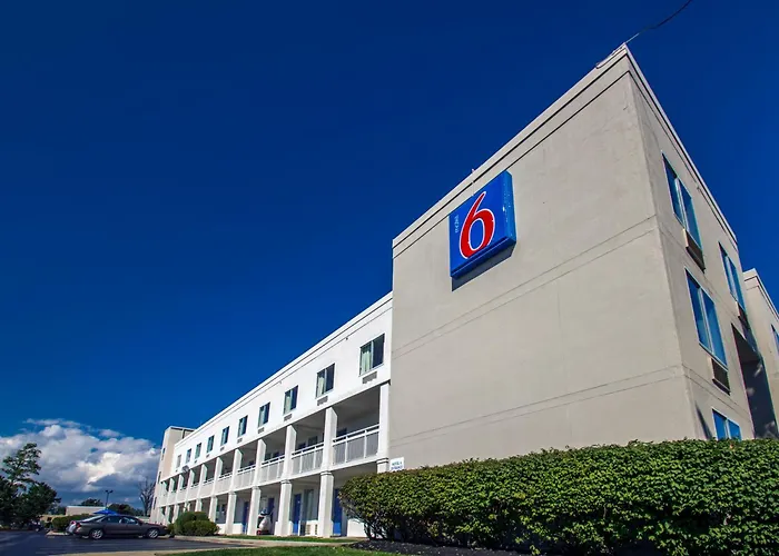 Motel 6 Buffalo Ny Airport Williamsville