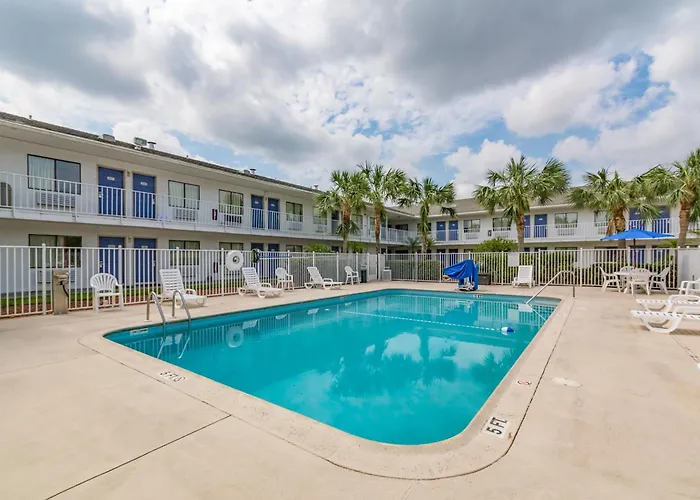 Motel 6-Ft. Pierce, Fl