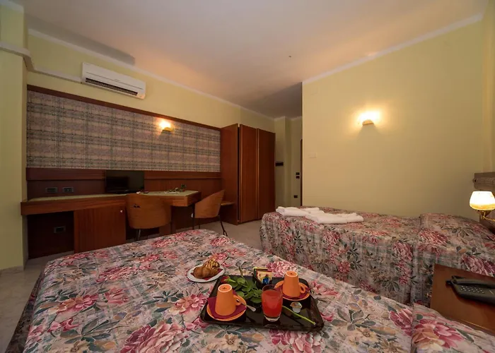 New Petit Hotel