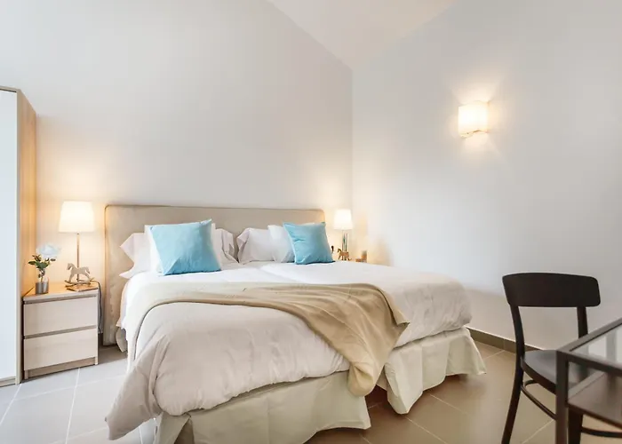 Apartamentos Cornellalux
