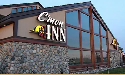 Hotel with view: C'Mon Inn & Suites Fargo