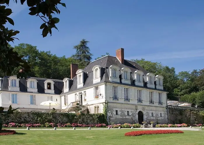  Château De Beaulieu Et Magnolia