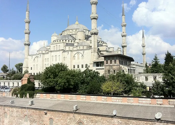 Arasta Hotel
