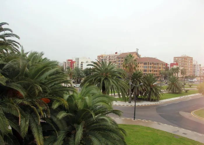 Holiday s Malvarrosa Beach