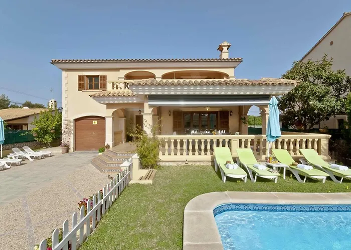 Llac Blau - Mediterranean Styled With Pool Cabaña