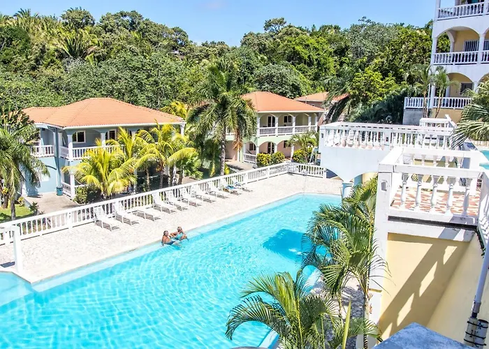 West End Dive Resort