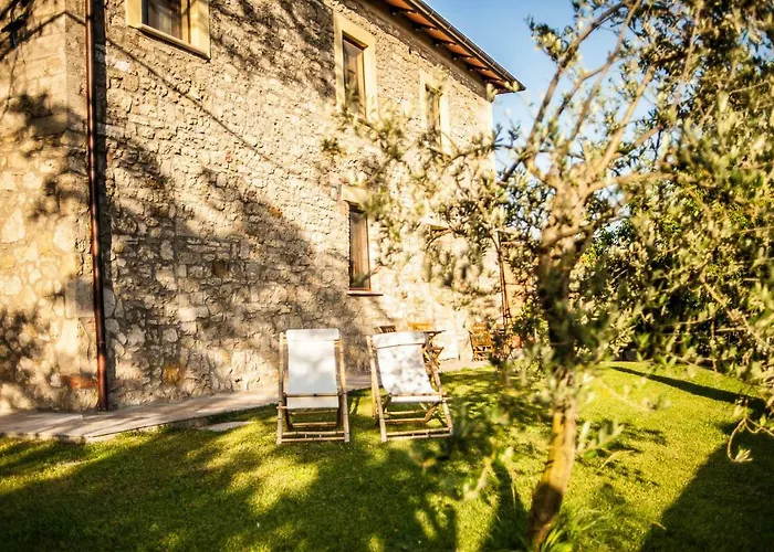 Villa con piscina: Agriturismo Dipinture