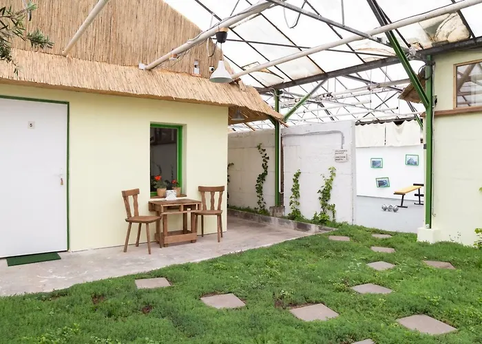 Rastlinky.Sk Greenhouse Guestrooms