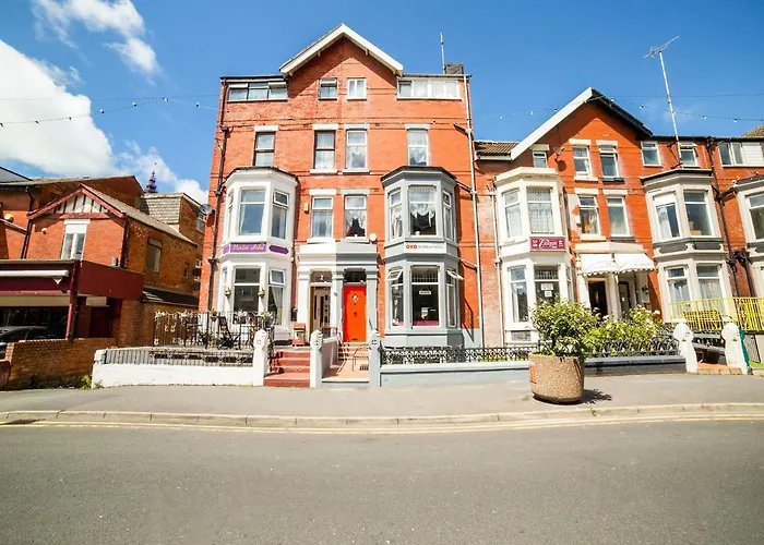 B&B only: Prestige Plaza Hotel