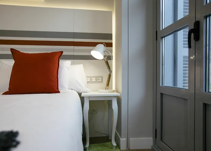 Legazpi Doce Rooms & Suites