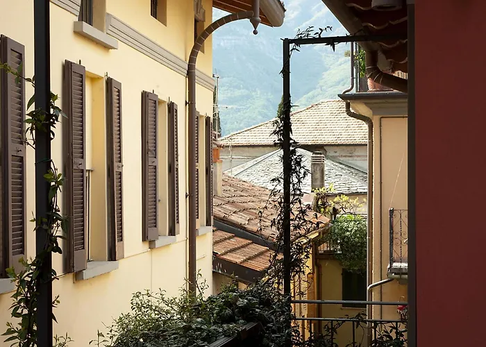 Nene-Il Vicolo Apartments And Rooms