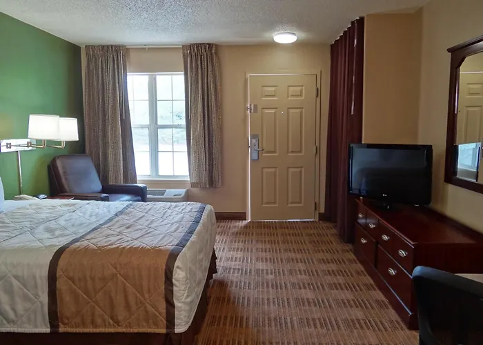 Studio 6 Suites Fresno North Ca