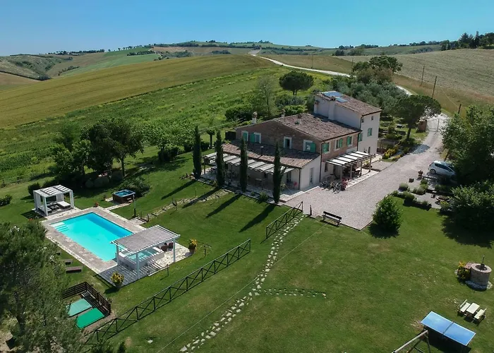 Le Maraclà Country House