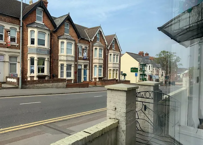 Guest house: Swandown Hotel