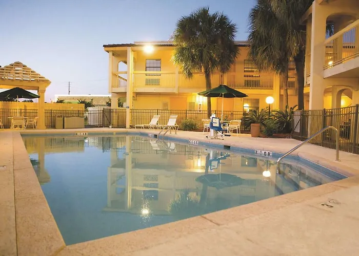 Travelodge By Wyndham Mobile