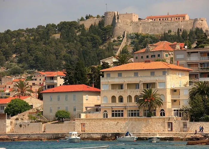 Hôtel avec vue: Villa Dalmacija Hvar Hotel