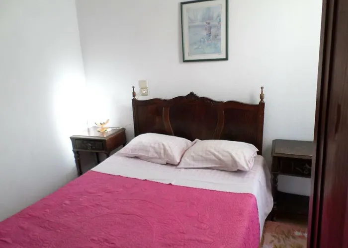 Rustico & Singelo - Hotelaria E Restauracao, Lda