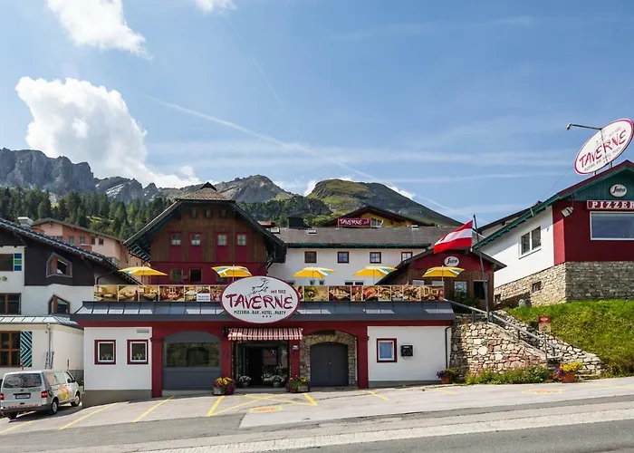 Party Hotel Taverne
