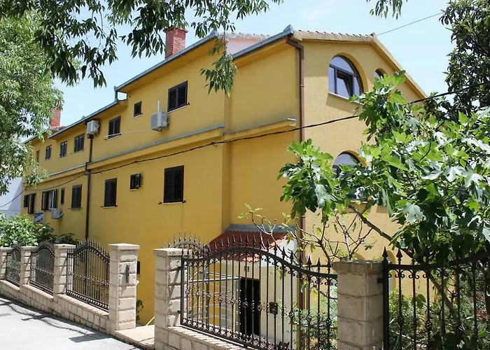 Pension Guide Eros Rooms