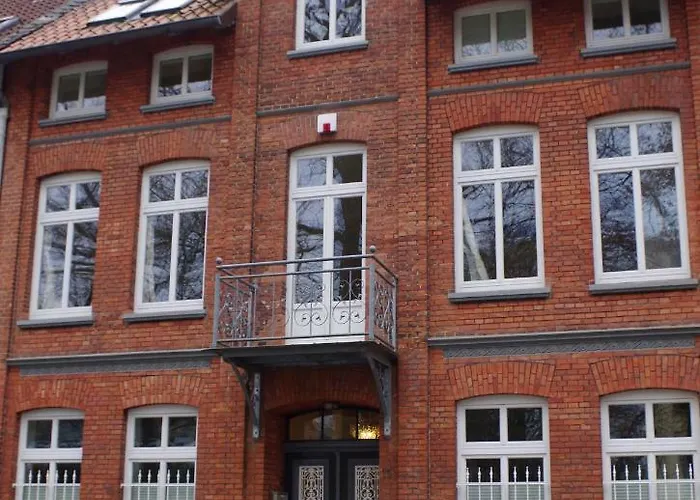 Friedenstraße 11