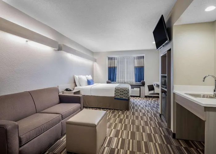Microtel Inn & Suites By Wyndham Atlanta Buckhead Area