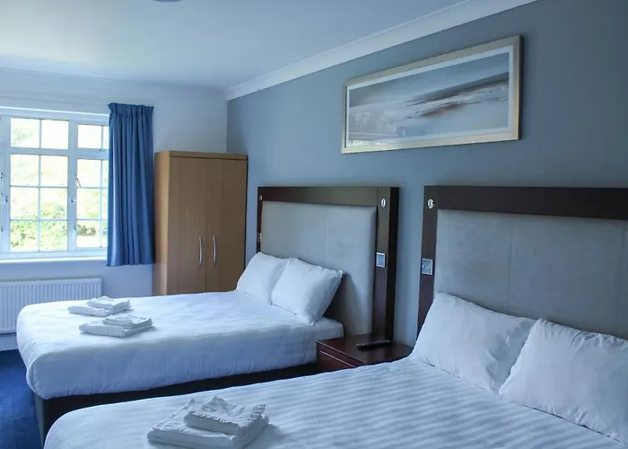 Heathrow Lodge