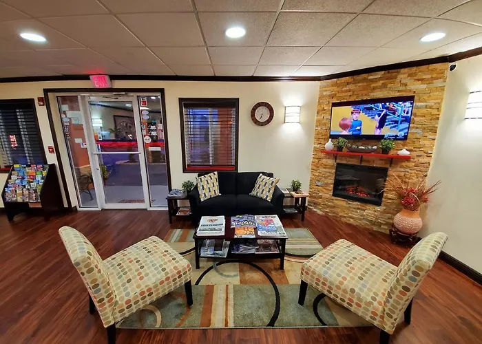 Super 8 By Wyndham Monticello