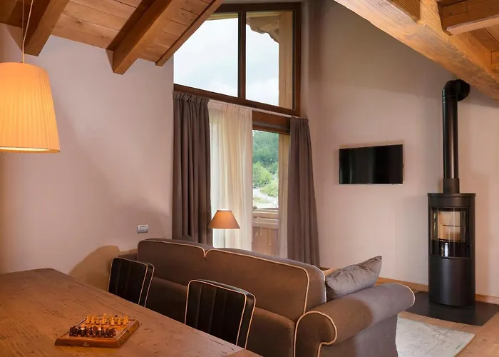 3 Chalets Aparthotel
