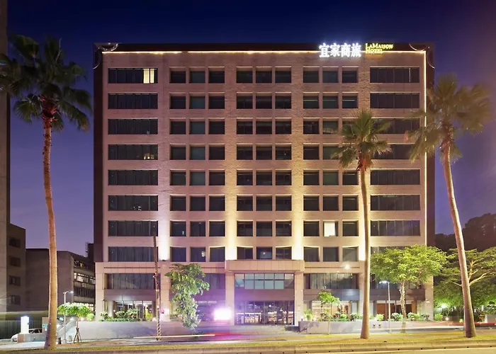 Hotels With Four Stars La Maison
