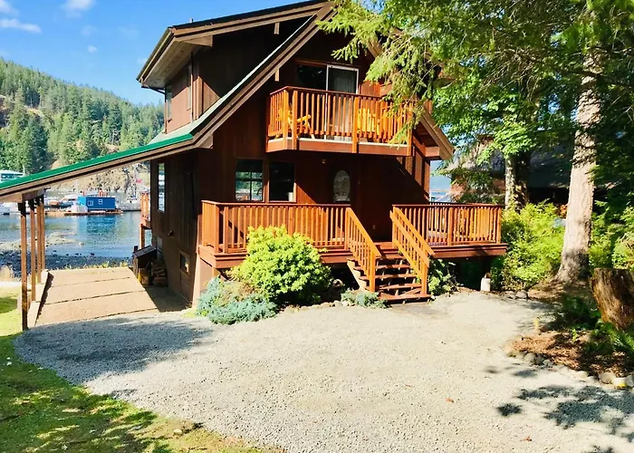 Brown'S Bay Resort