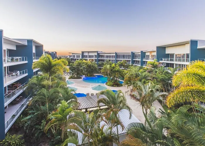 Luxury hotel only: Azzura Greens Resort