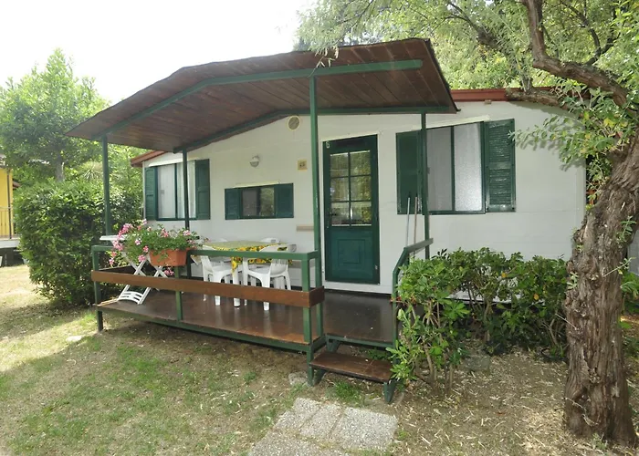 Hotel vicino al College: Camping Terrazzo sul mare