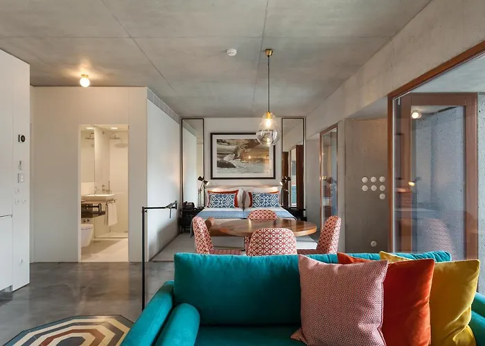  S.Bento Residences