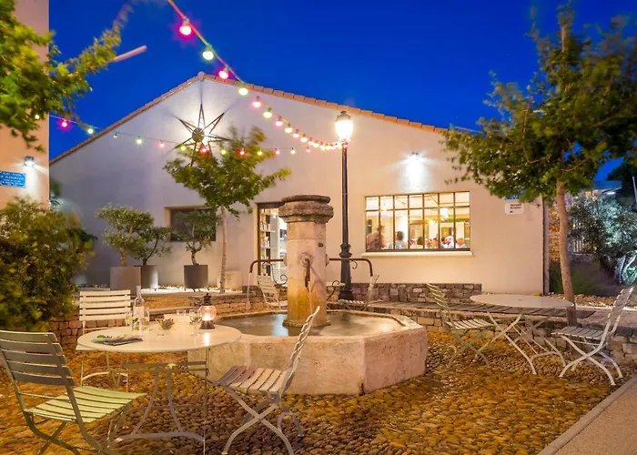 Hotel pres du College: Terre de Provence Hôtel&Spa
