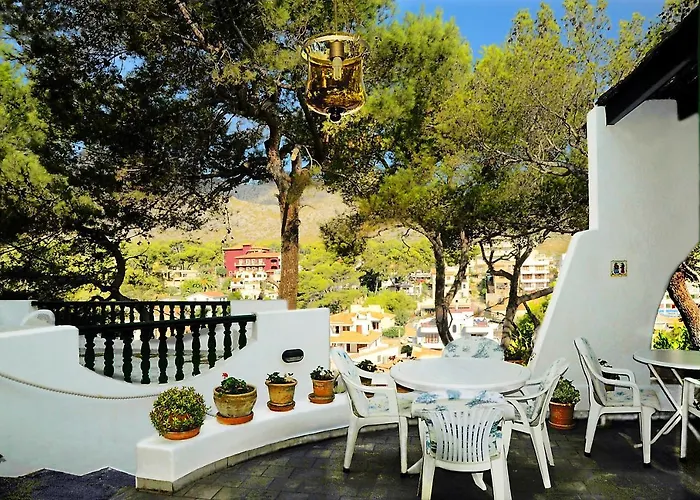 Hotel Ping Pong: Hostal Los Pinos