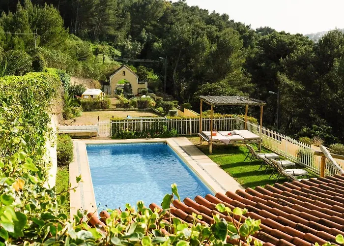 Chalet: Lisbon Country Villa