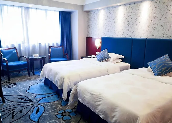 Resort: Friendship Hotel